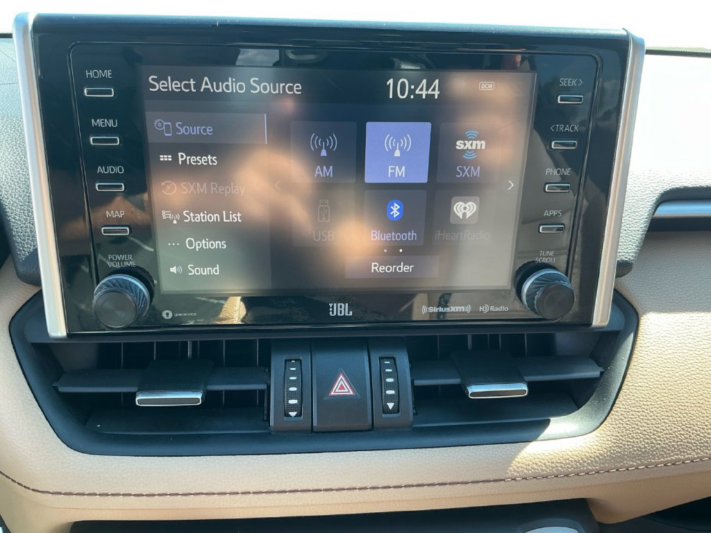 Used 2019 Toyota RAV4 XLE Premium w/ Cold Weather Package AWD/4WD image 20