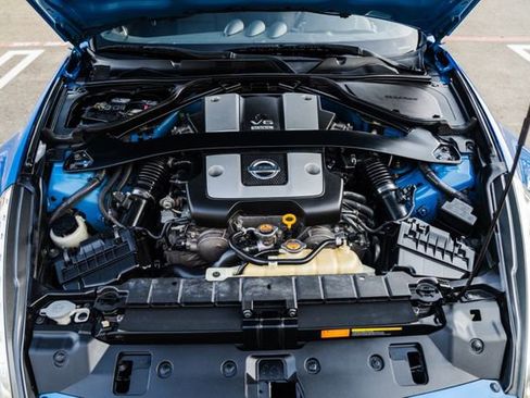 Used 2012 Nissan 370Z Coupe image 21