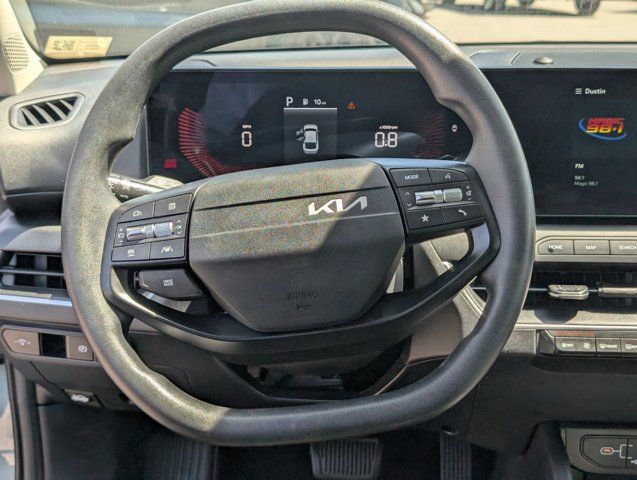 Used 2025 Kia K4 FWD image 12
