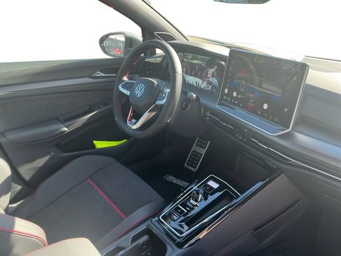 New 2026 Volkswagen GTI SE FWD image 16