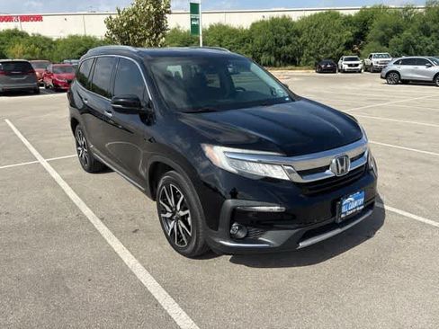 Used 2022 Honda Pilot Touring image 7