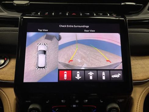 Used 2024 Jeep Grand Cherokee L Summit image 11