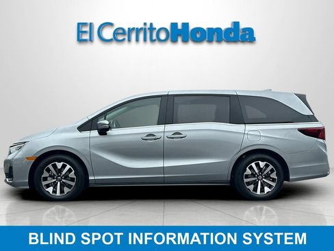 Certified 2026 Honda Odyssey EX-L image 6