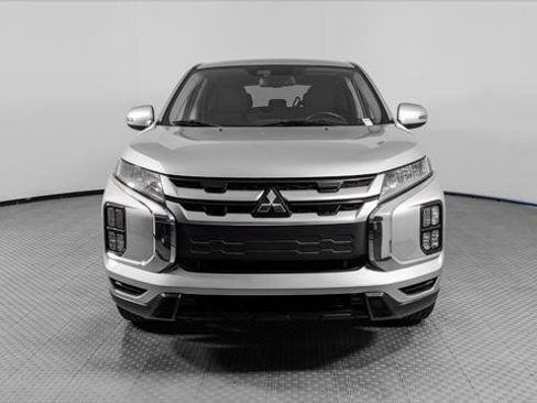 Used 2021 Mitsubishi Outlander Sport SE FWD image 12