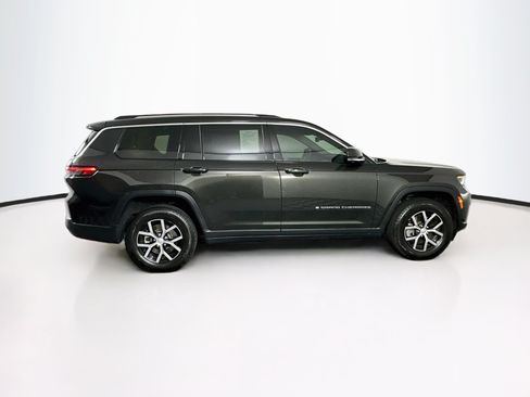 Used 2023 Jeep Grand Cherokee L Limited w/ Luxury Tech Group II AWD/4WD image 10