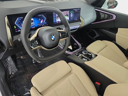Used 2025 BMW X3 xDrive30i w/ Convenience Package image 19
