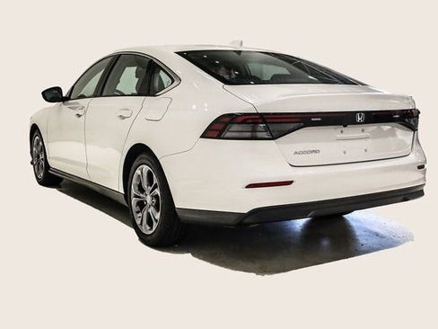 Used 2024 Honda Accord EX image 7