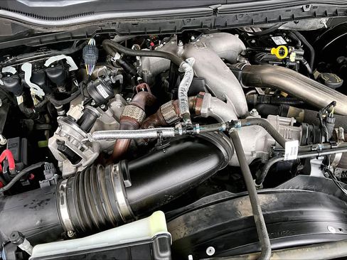 Used 2021 Ford F350 Lariat AWD/4WD image 33