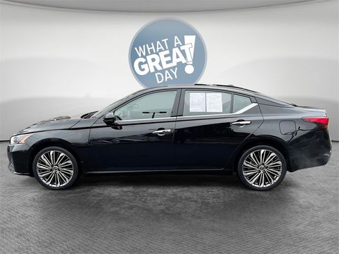 Used 2023 Nissan Altima 2.5 SL image 9