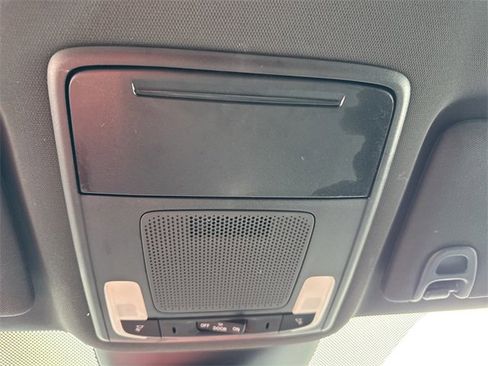 Used 2023 Honda Pilot Sport image 27