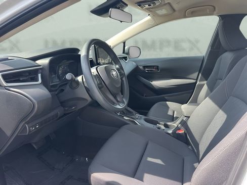 Used 2024 Toyota Corolla LE image 9