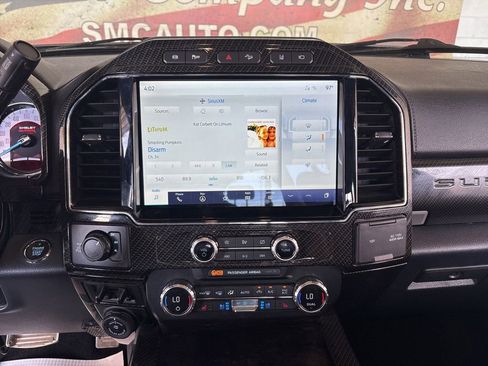 Used 2022 Ford F250 Lariat w/ Lariat Ultimate Package AWD/4WD image 14