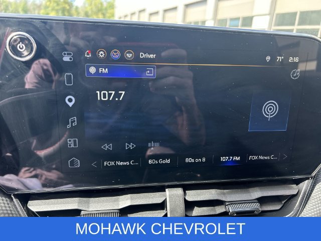 Used 2025 Chevrolet Equinox RS AWD/4WD image 13