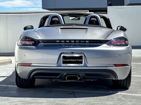 Used 2019 Porsche 718 Boxster RWD image 7