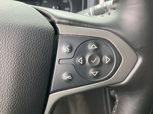 Used 2018 Chevrolet Colorado Z71 image 17