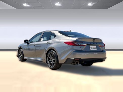 Used 2026 Toyota Camry SE w/ Multimedia Upgrade Package FWD image 3