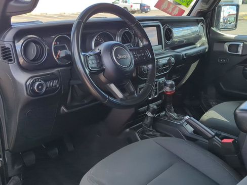 Used 2021 Jeep Wrangler Unlimited Sport AWD/4WD image 10