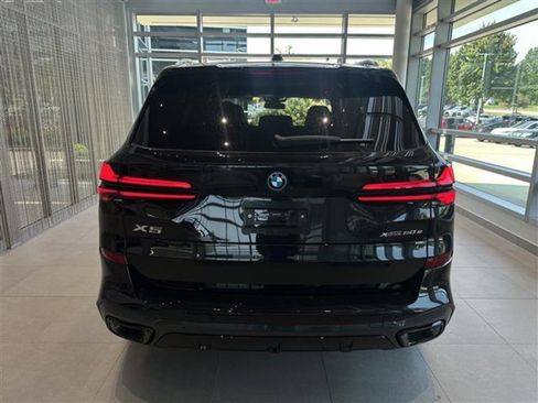 New 2026 BMW X5 xDrive50e w/ M Sport Package image 5