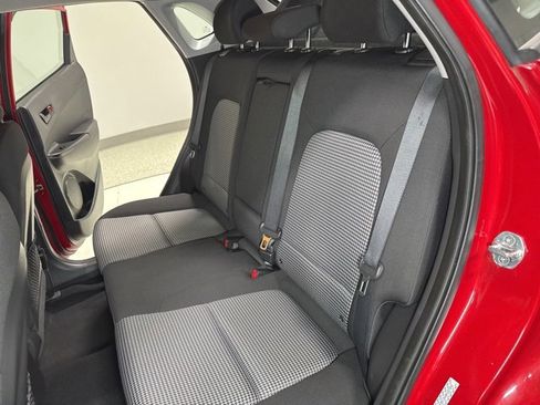 Used 2019 Hyundai Kona SE image 21