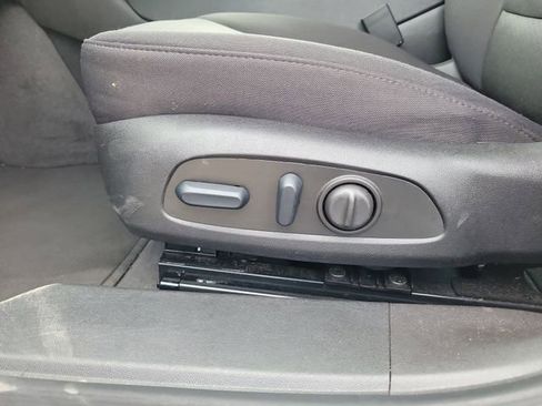 Used 2024 Chevrolet Malibu LT FWD image 19