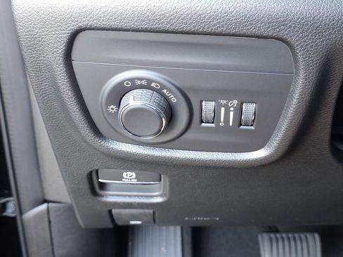 New 2025 Jeep Grand Cherokee L Altitude AWD/4WD image 26