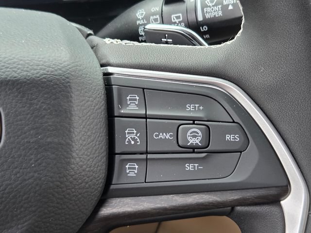 New 2026 Jeep Grand Cherokee Limited w/ Luxury Tech Group II RWD image 22