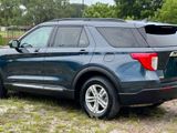 Used 2022 Ford Explorer XLT image 6
