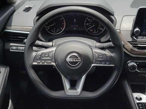 New 2026 Nissan Altima 2.5 SV FWD image 23