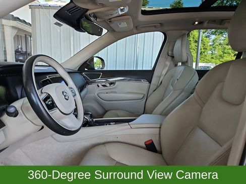 Used 2016 Volvo XC90 T6 Momentum w/ Momentum Plus Package AWD/4WD image 24