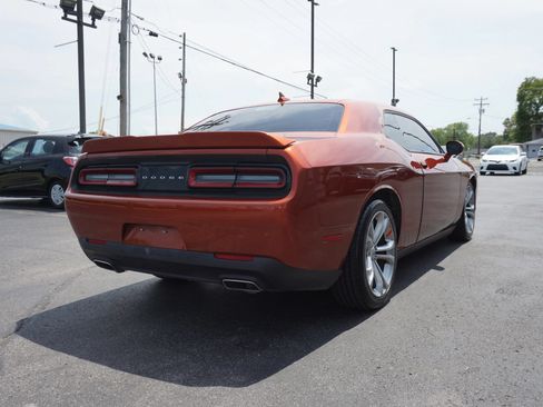 Used 2022 Dodge Challenger GT w/ Plus Package RWD image 5