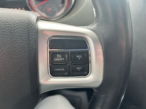 Used 2017 Dodge Grand Caravan GT image 18