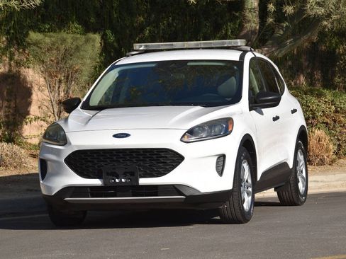 Used 2020 Ford Escape S FWD image 28