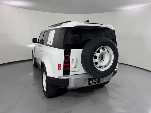 Used 2023 Land Rover Defender 110 AWD/4WD image 7
