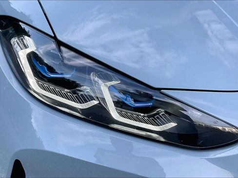 Used 2024 BMW M4 xDrive Competition AWD/4WD image 25