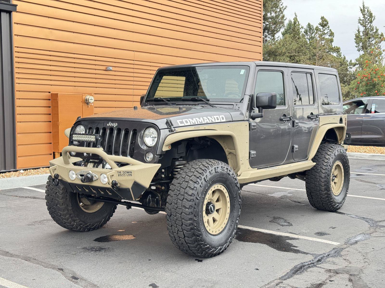 Used 2016 Jeep Wrangler Unlimited Rubicon w/ Connectivity Group AWD/4WD image 1