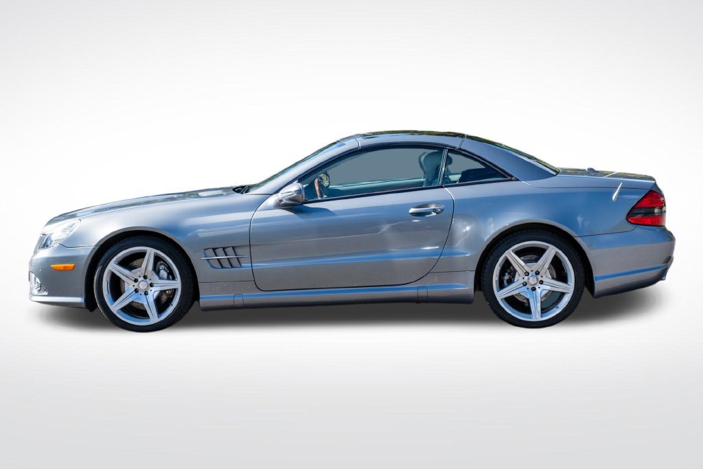 Used 2011 Mercedes-Benz SL 550 image 37
