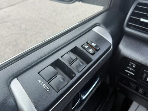 Used 2016 Toyota 4Runner Limited image 25