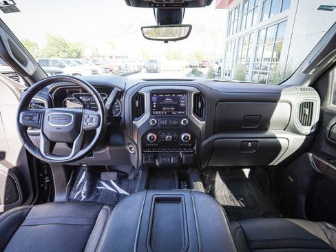 Used 2021 GMC Sierra 1500 Denali w/ Denali Ultimate Package image 17