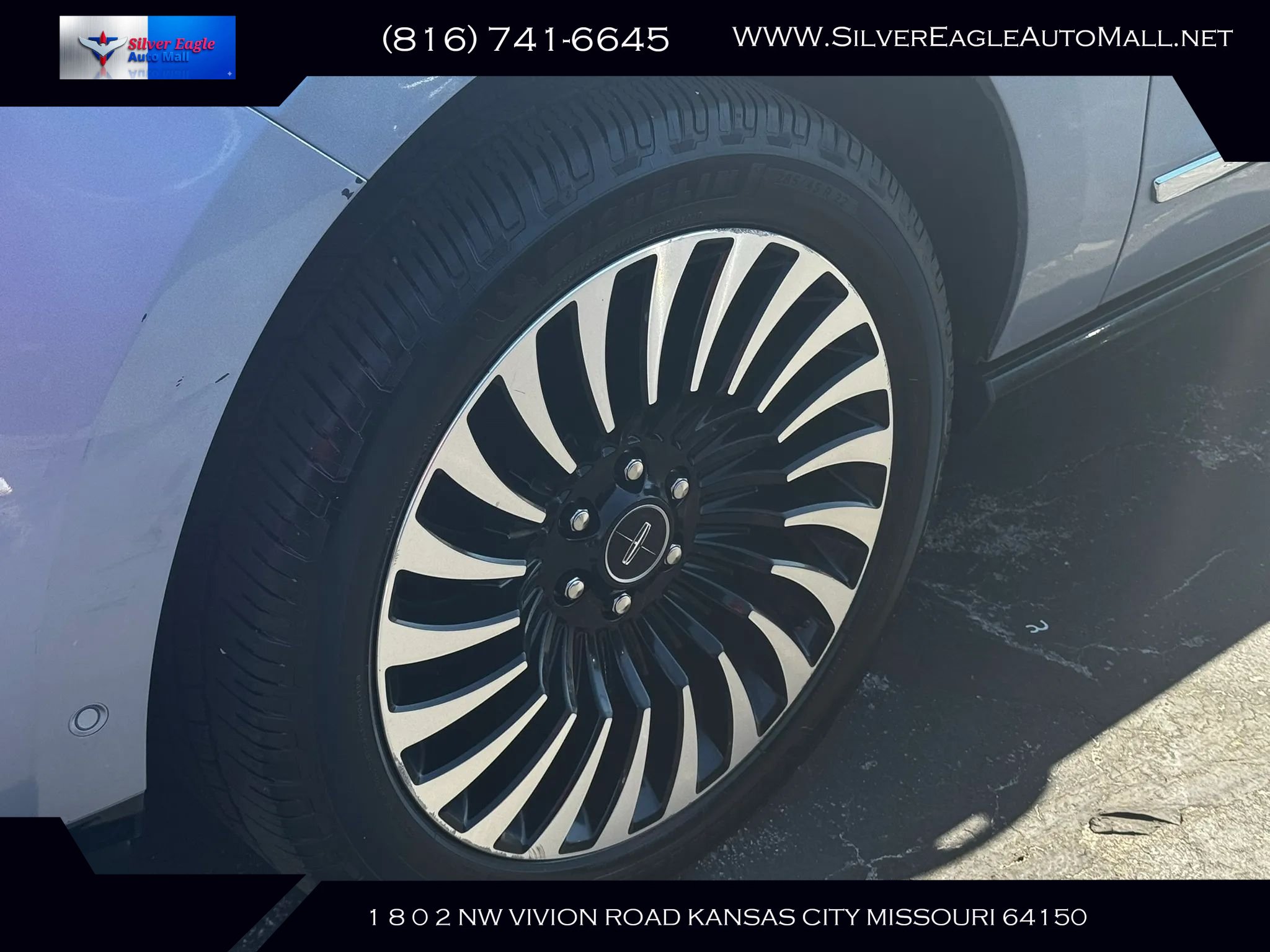 Used 2018 Lincoln Navigator L Black Label AWD/4WD image 32