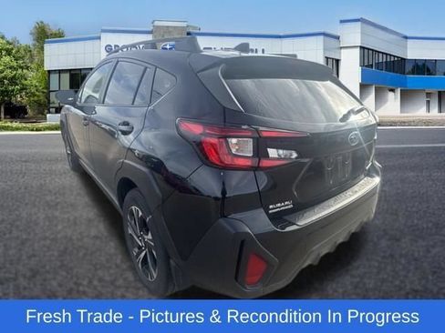 Used 2024 Subaru Crosstrek 2.5i Premium AWD/4WD image 3