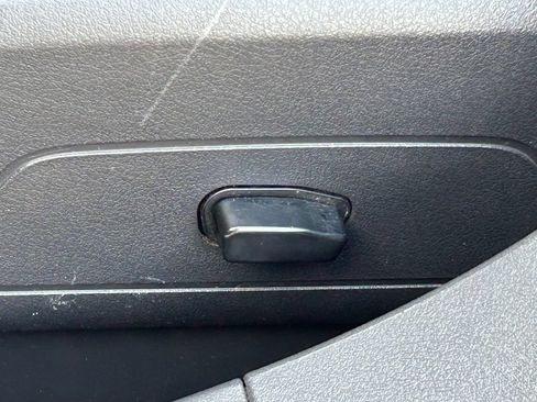 Used 2016 Jeep Compass High Altitude FWD image 22