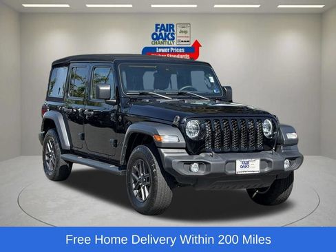 Used 2024 Jeep Wrangler Unlimited Sport AWD/4WD image 1