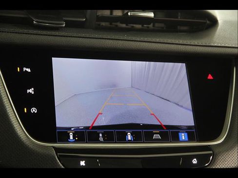Used 2024 Cadillac XT5 Premium Luxury w/ Technology Package AWD/4WD image 14