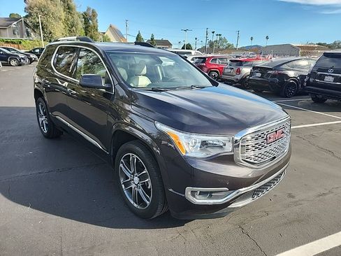 Used 2019 GMC Acadia Denali w/ Technology Package image 7