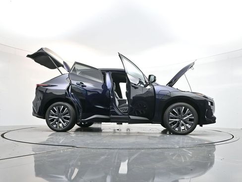 New 2026 Subaru Solterra image 32