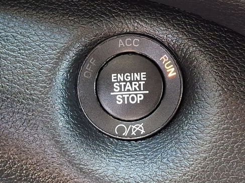 Used 2019 Jeep Cherokee Limited AWD/4WD image 24