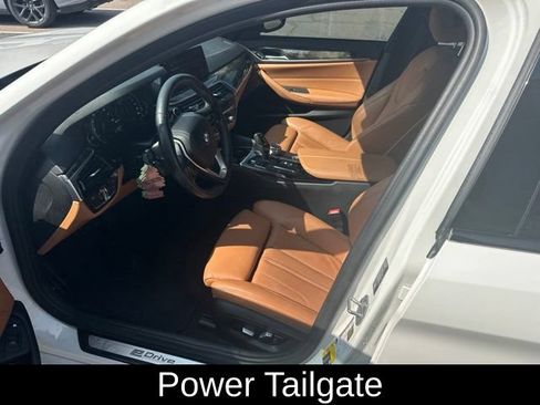 Used 2018 BMW 530e xDrive AWD/4WD image 17