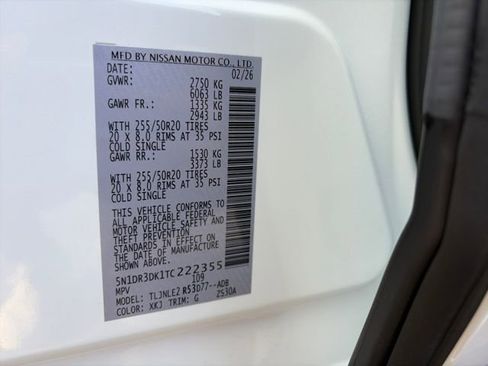 New 2026 Nissan Pathfinder Platinum AWD/4WD image 30