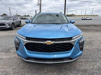 New 2026 Chevrolet Trax LT w/ Sunroof Package video 2