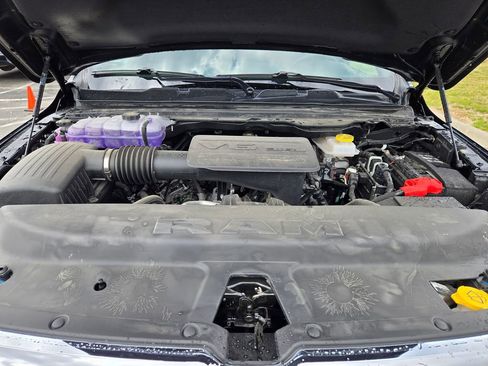 New 2026 RAM 1500 4x4 Crew Cab image 27